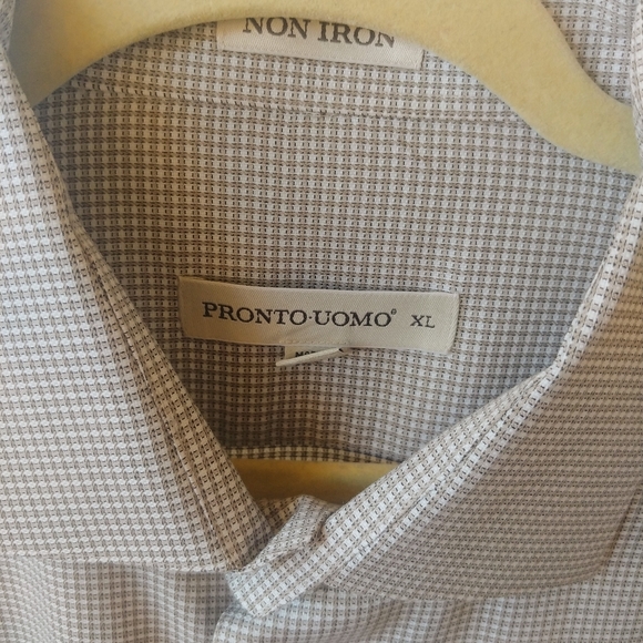 Pronto Umo wrinkle resistant Dress Shirt - Picture 4 of 5